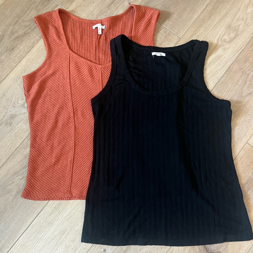 Lot of 2 Maurices Ribbed Tank Tops - Black and Orange